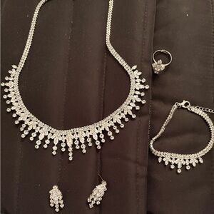 Elegant Silver Necklace and Earring Set